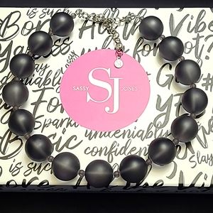 Sassy Jones Dina frosted beaded Choker necklace-new.